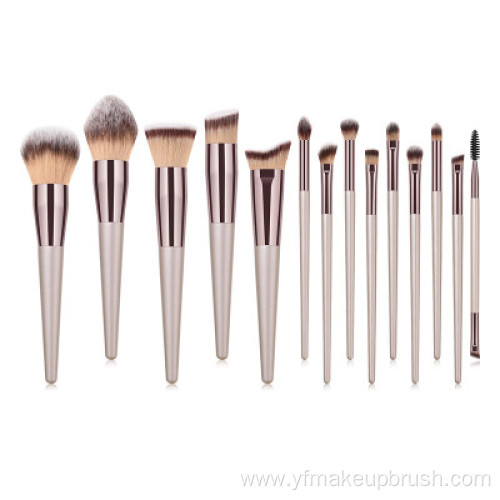 Professional 10pcs Make Up Brushes With Bling Bag